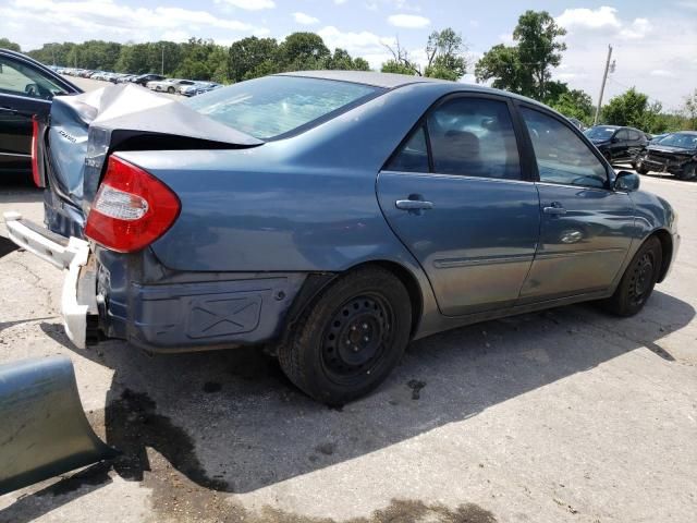 2004 Toyota Camry LE