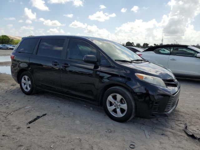 2020 Toyota Sienna L