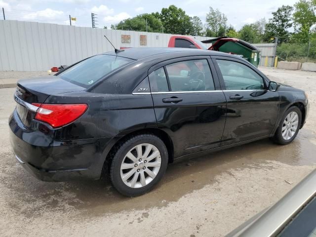 2013 Chrysler 200 Touring