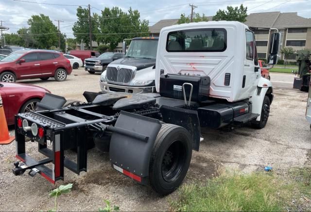 2004 International 4000 4300