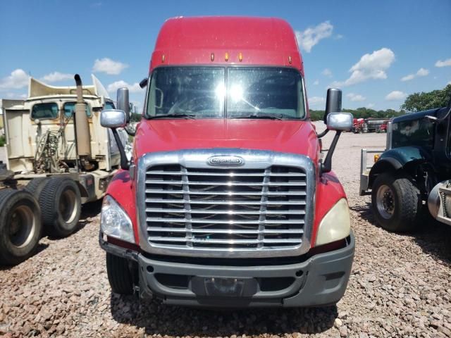 2015 Freightliner Cascadia 125