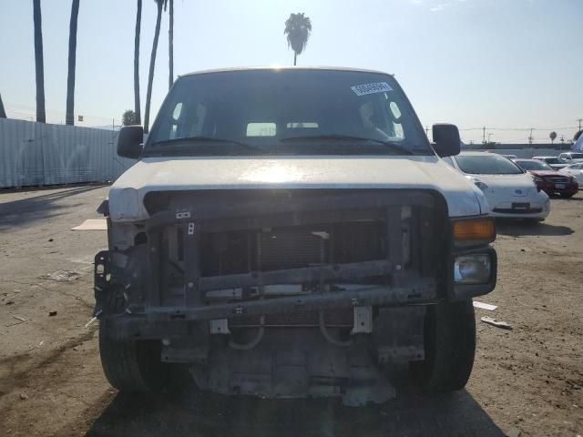 2011 Ford Econoline E350 Super Duty Wagon