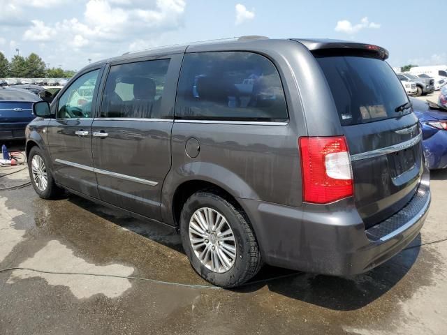 2014 Chrysler Town & Country Touring L