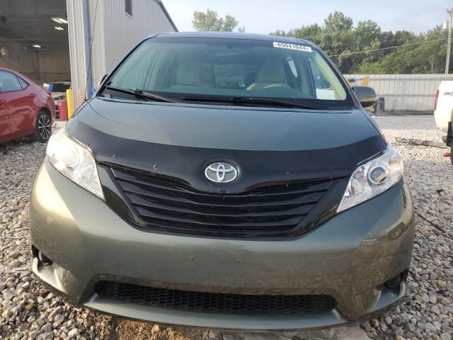 2013 Toyota Sienna