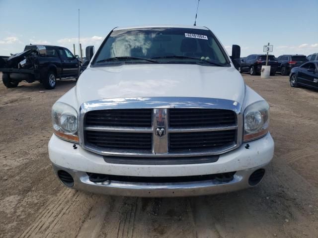 2006 Dodge RAM 2500 ST