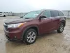 2015 Toyota Highlander LE