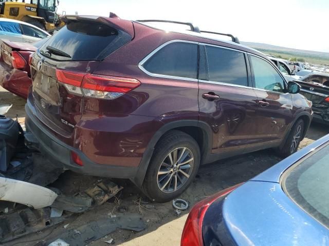 2019 Toyota Highlander SE