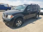 2005 Nissan Pathfinder LE