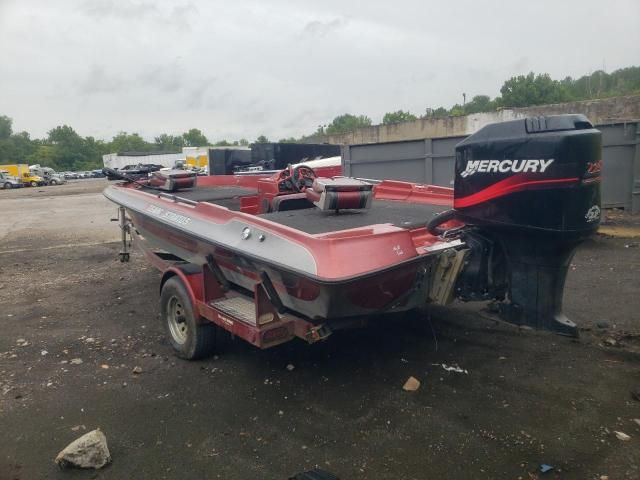 1988 Stratos Boat