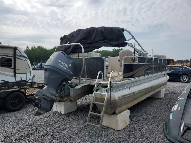 2013 Sweetwater Pontoon