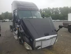 Salvage trucks for sale at Cahokia Heights, IL auction: 2016 Freightliner Cascadia 125