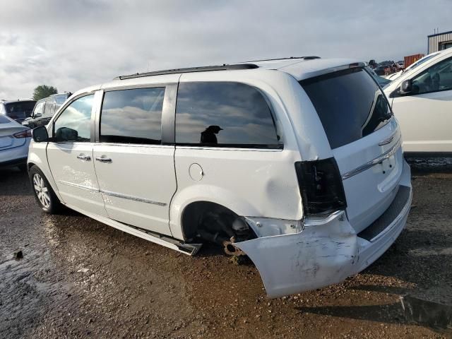 2011 Chrysler Town & Country Touring L