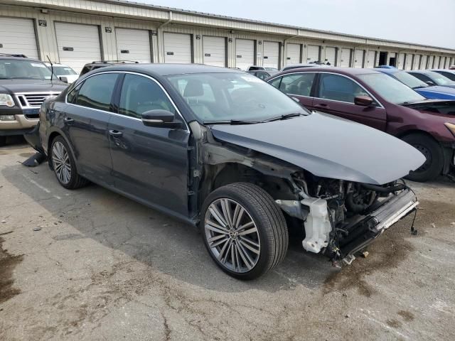 2015 Volkswagen Passat SE