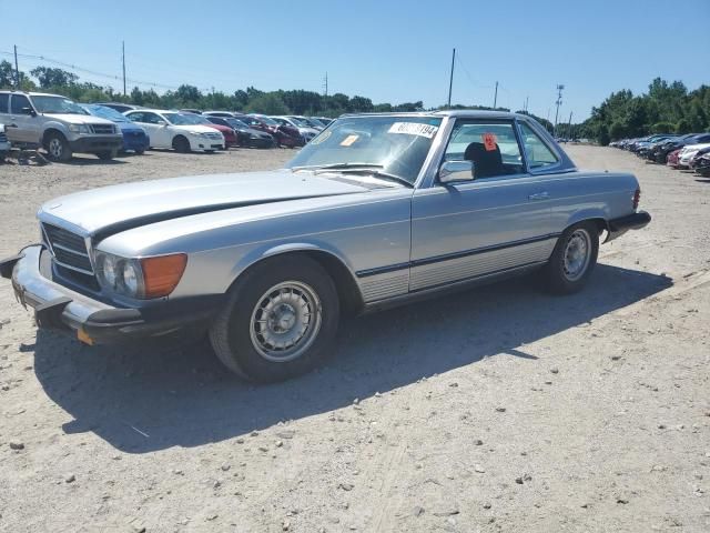 1985 Mercedes-Benz 380-Class