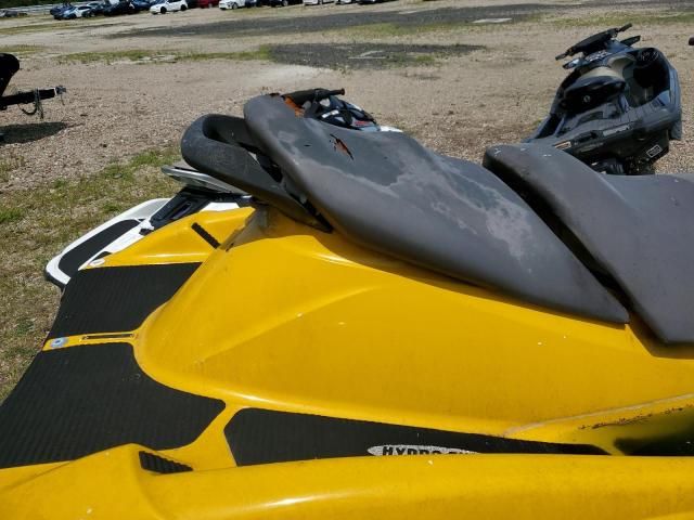 2001 Yamaha Jetski