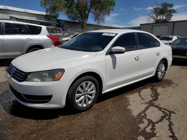 2013 Volkswagen Passat S