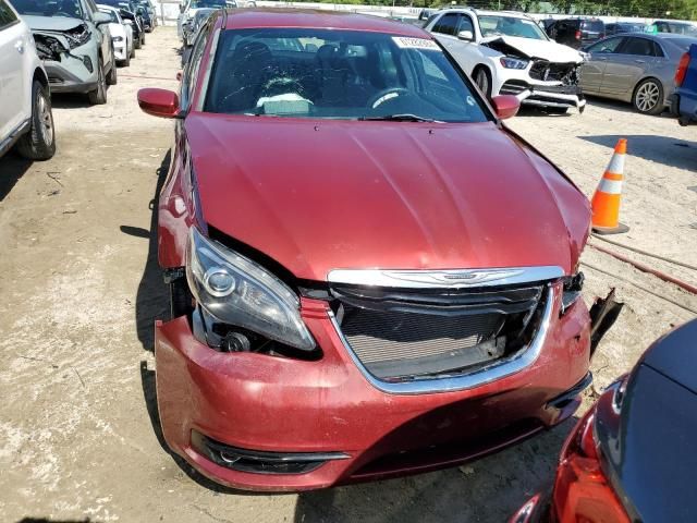 2013 Chrysler 200 Touring