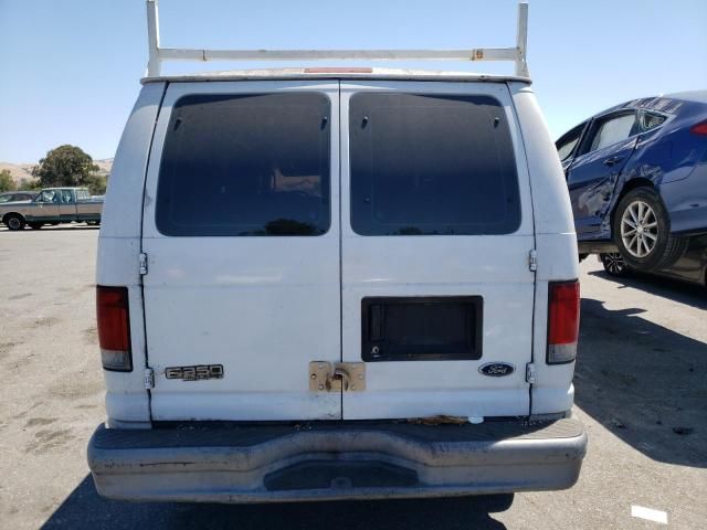 2004 Ford Econoline E350 Super Duty Van