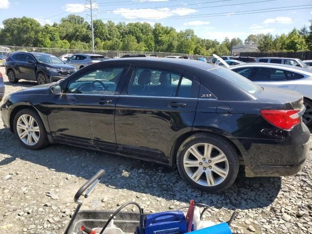 2013 Chrysler 200 Touring