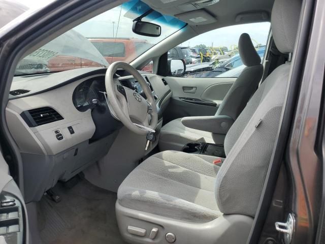 2012 Toyota Sienna LE