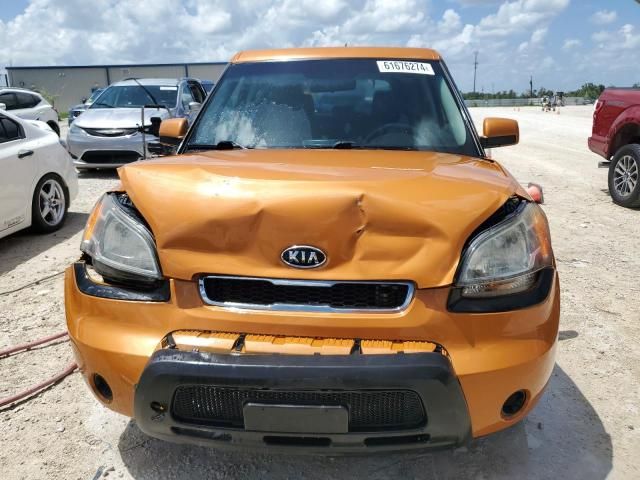 2011 KIA Soul +