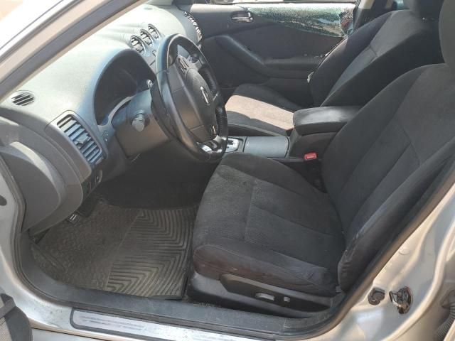 2010 Nissan Altima Base