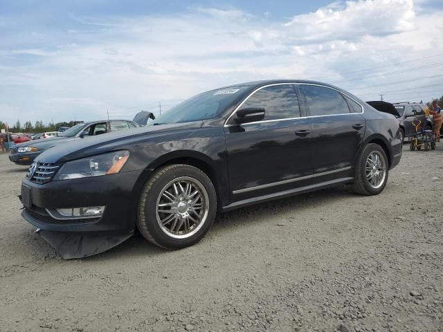 2012 Volkswagen Passat SEL