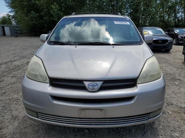 2004 Toyota Sienna XLE