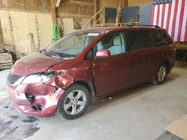 2012 Toyota Sienna LE