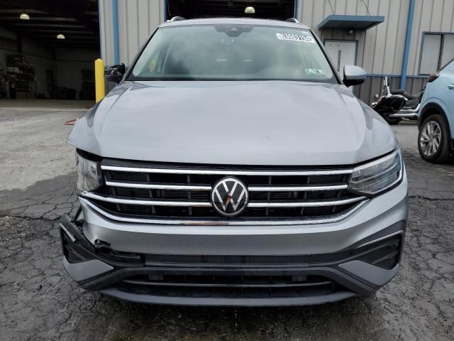 2022 Volkswagen Tiguan SE