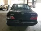 2002 Mercedes-Benz E 320