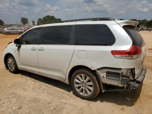 2014 Toyota Sienna XLE