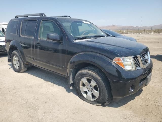 2005 Nissan Pathfinder LE