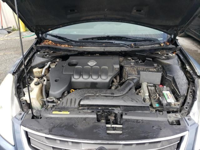 2010 Nissan Altima Base