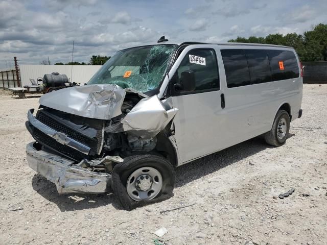 2017 Chevrolet Express G2500 LT