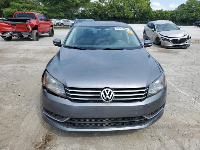 2013 Volkswagen Passat SE