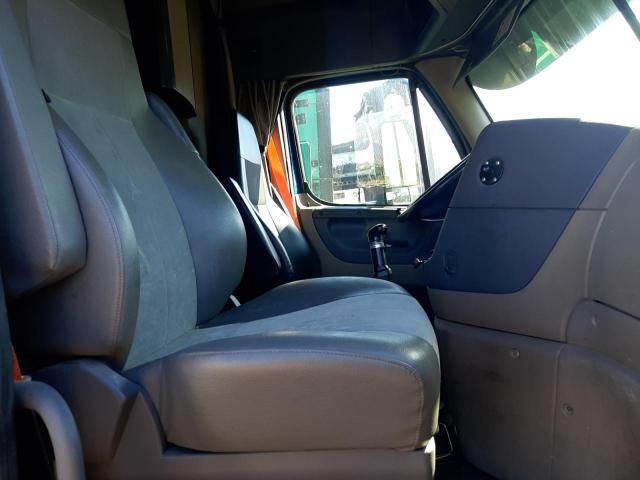 2016 Freightliner Cascadia 125