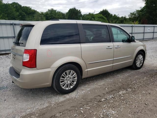 2012 Chrysler Town & Country Limited