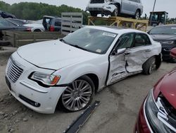 Carros salvage sin ofertas aún a la venta en subasta: 2013 Chrysler 300C Luxury