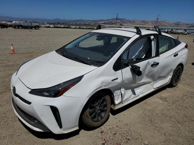 2022 Toyota Prius LE