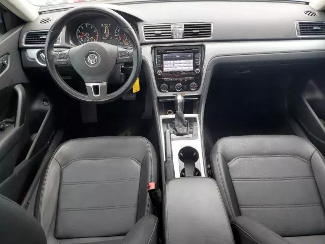 2013 Volkswagen Passat SE