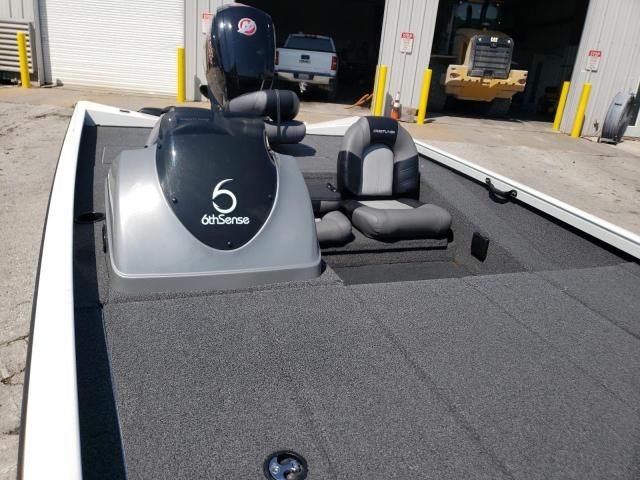 2019 Crestliner Boat TRL