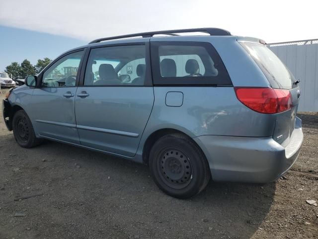 2009 Toyota Sienna CE