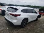 2022 Toyota Highlander L