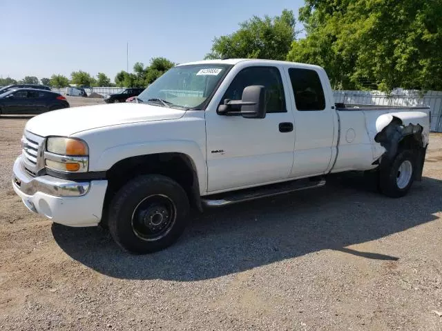 2005 GMC New Sierra C3500