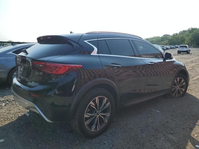 2018 Infiniti QX30 Base