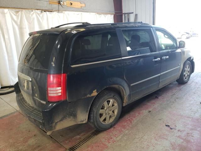 2009 Chrysler Town & Country Touring