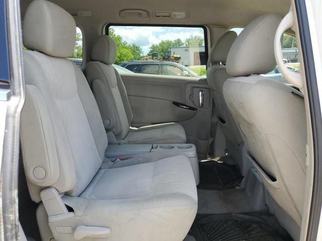 2013 Nissan Quest S