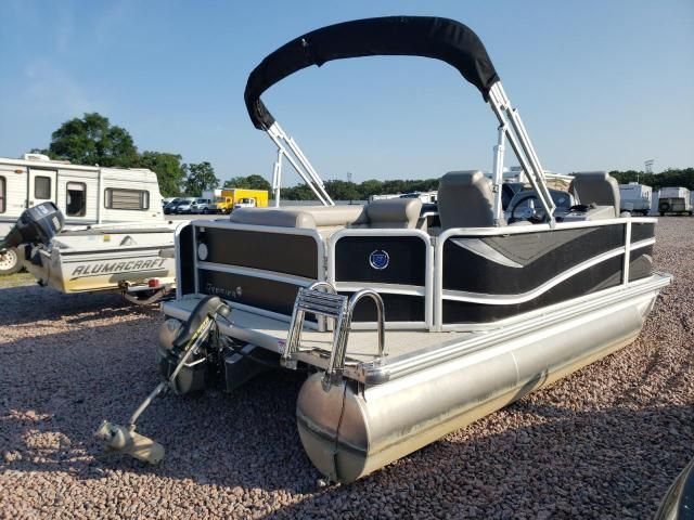 2018 Premier Pontoon