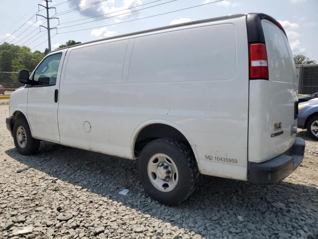 2022 Chevrolet Express G2500